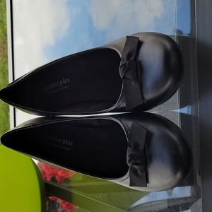 Shoes - Black Heels / Comfort Plus / 7.5 Wide-Width Shoes